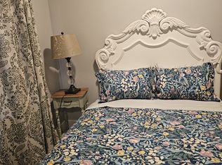 660 E Anderson Ln #660, Savannah, GA 31401