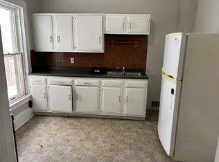 707 E 4th St, Sterling, IL 61081