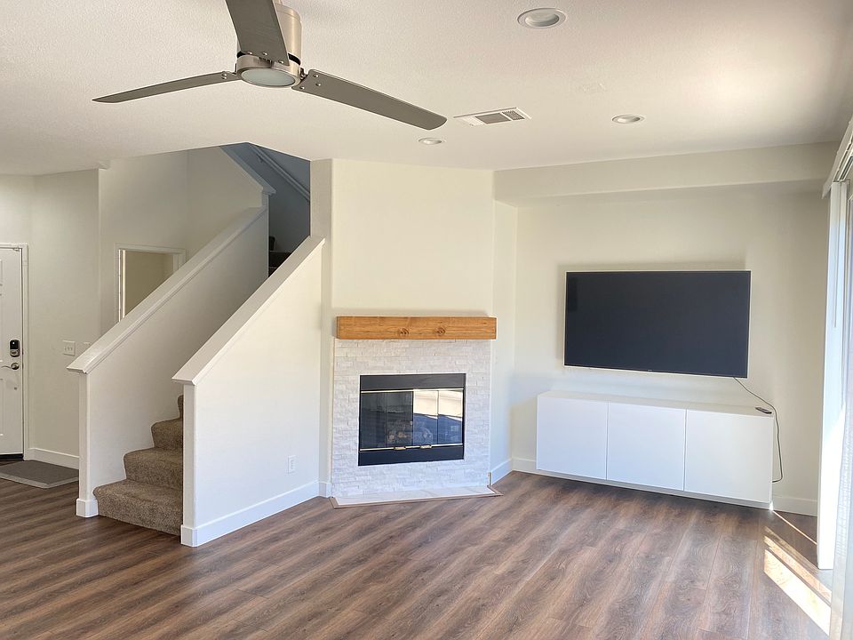 1st image of 10725 Wexford St Unit 3