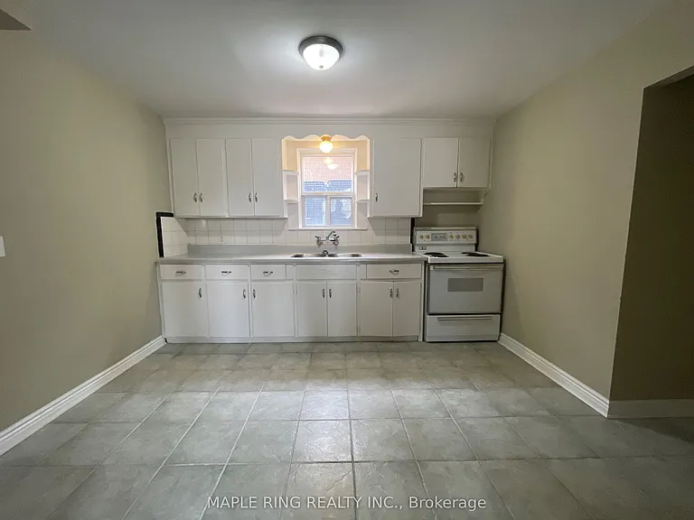 12 Dwight Ave #6 — Photo 5
