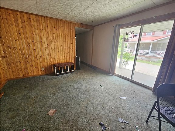 2nd image of 326 Riverside Dr