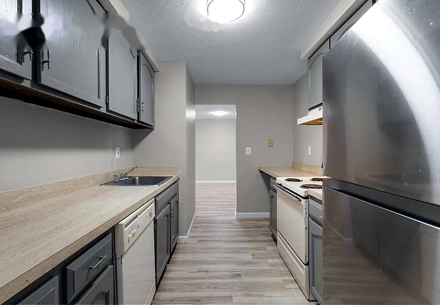 2 bed, 850 sqft, $1,850 — Photo 1