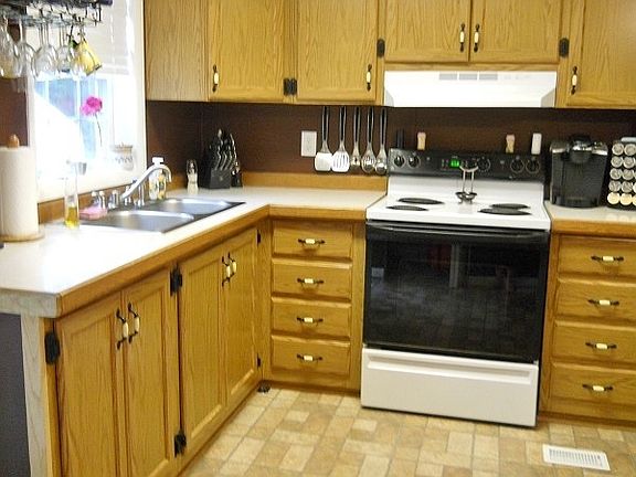 5th image of 23 Arbor Ave