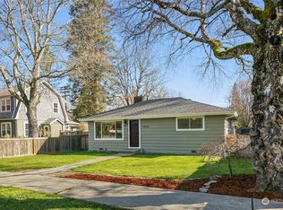 7896 Maple Ave SE, Snoqualmie, WA