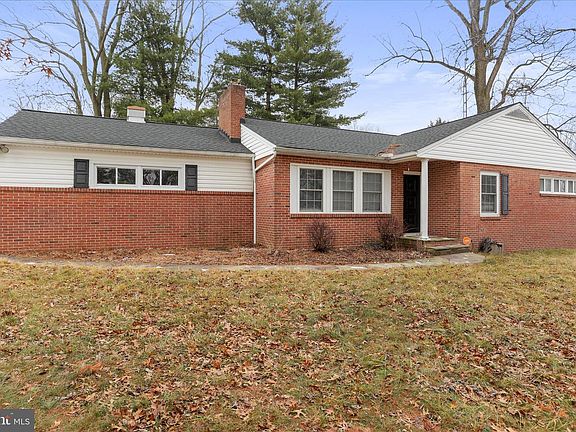 4th image of 17901 Pin Oak Rd