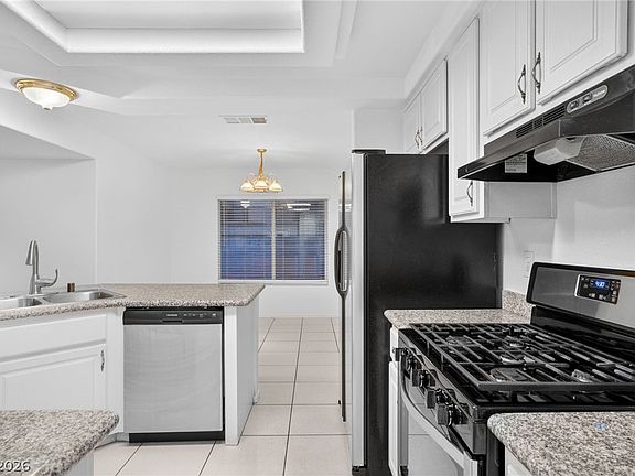 5th image of 10032 Hermit Rapids Ave