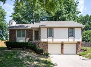 1111 Bristol Way, Liberty, MO 64068
