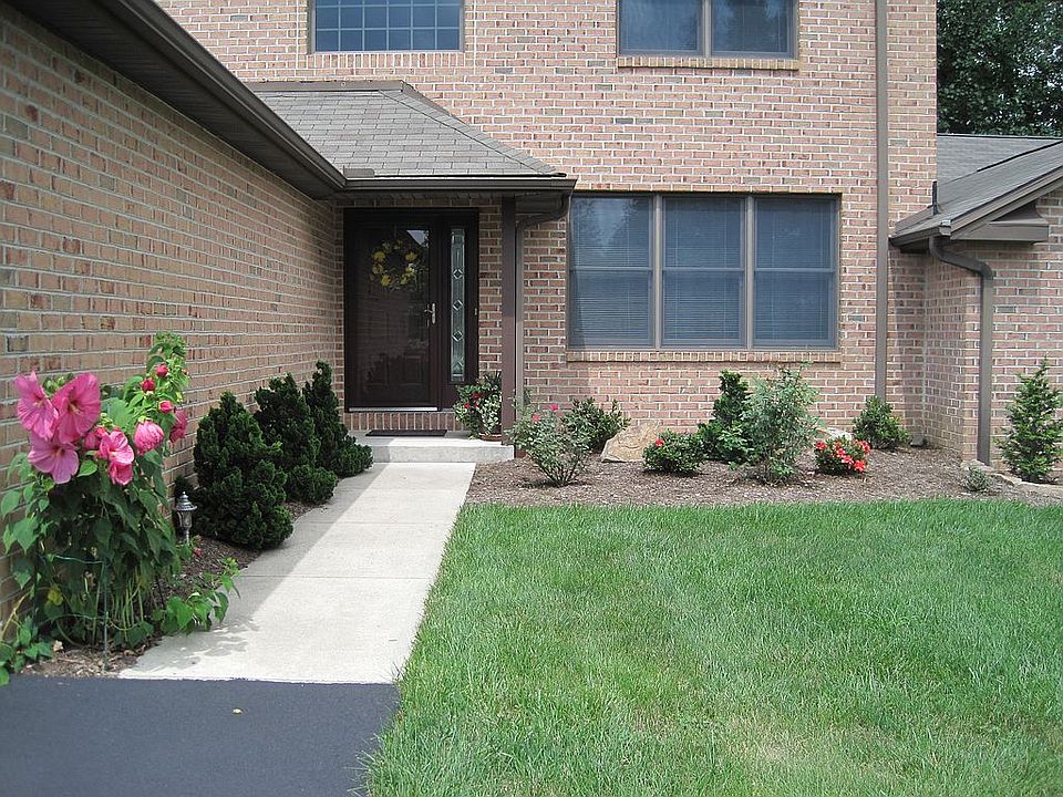 2nd image of 4045 Greystone Dr