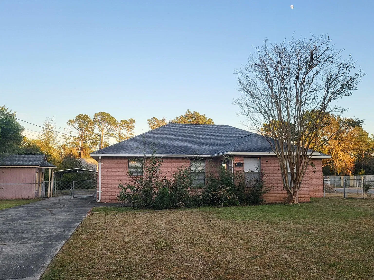 2 bed, 1335 sqft, $2,000 — Photo 1