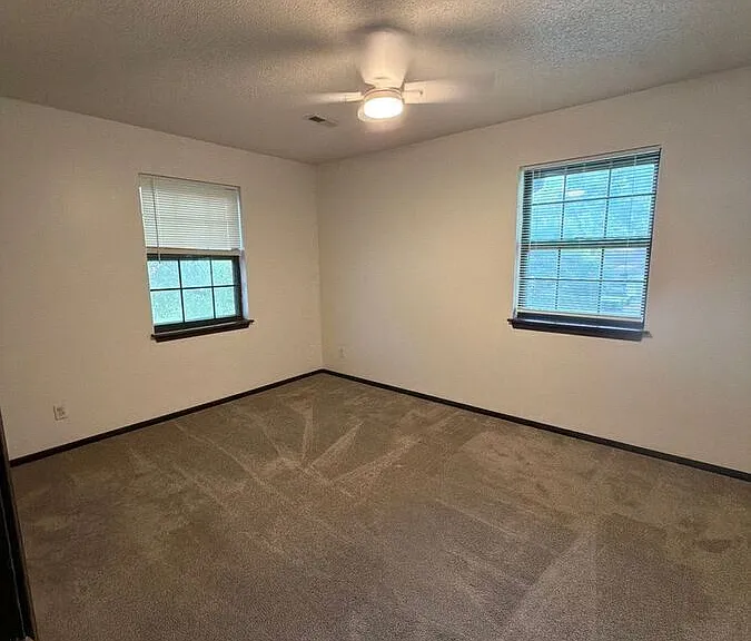 3556 Tudor Dr #D — Photo 13