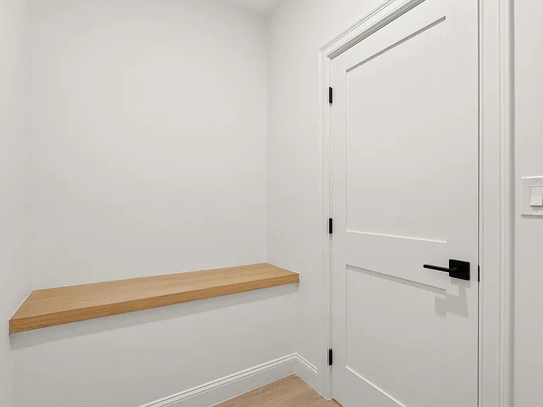 27 Shepard St #3 — Photo 5