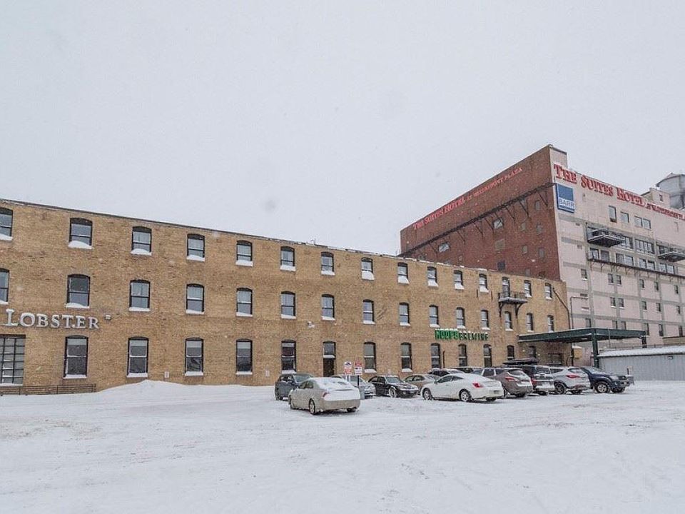 1st image of 325 S Lake Ave Ste 1306