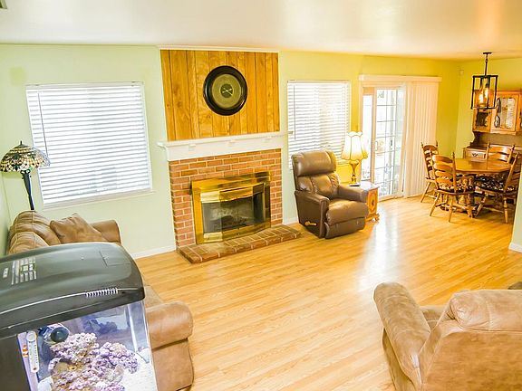 3rd image of 7228 Thomas Dr