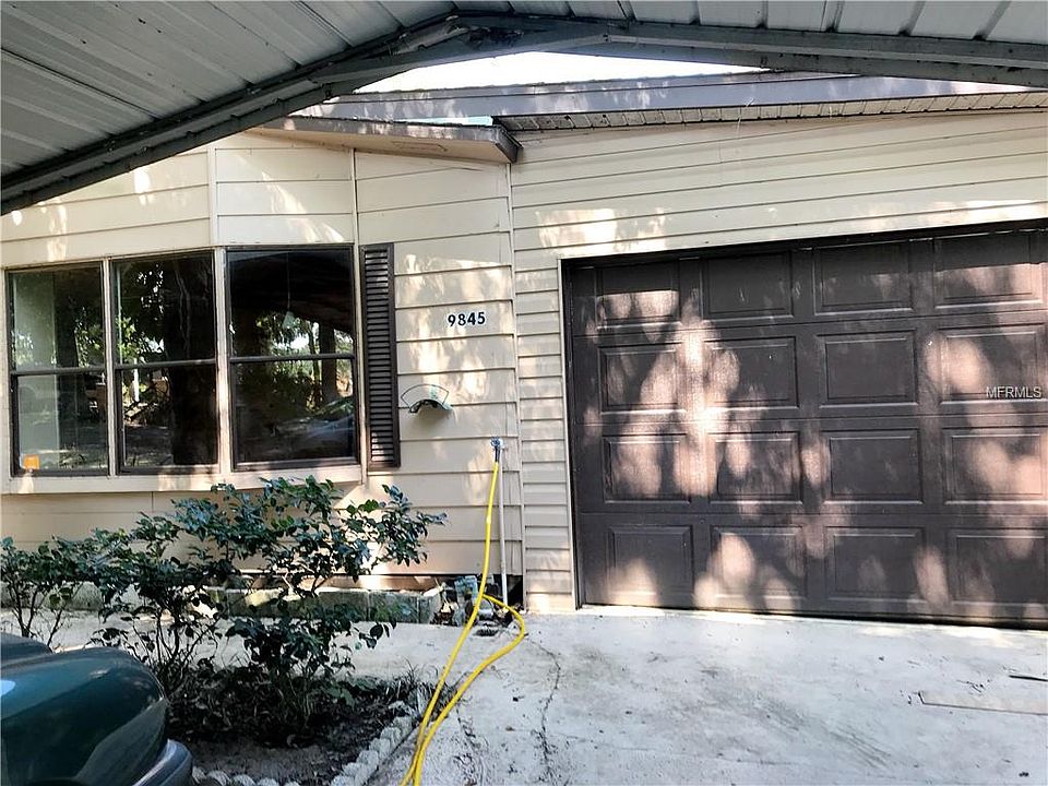 1st image of 9845 Seven Oaks Dr