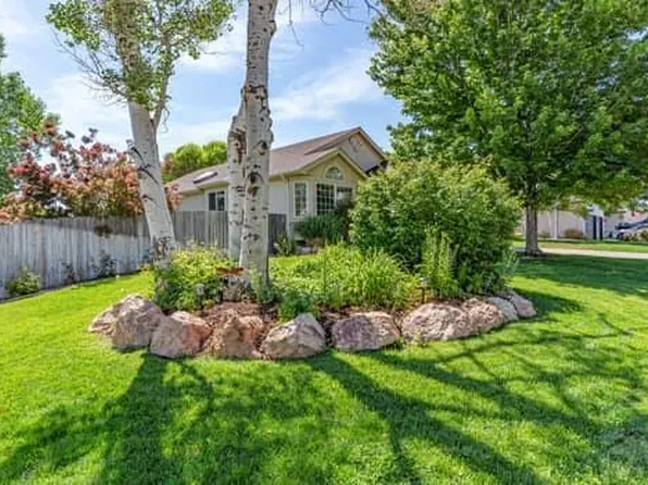 2 Casita Ct, Pueblo, CO 81005