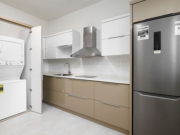 3rd image of 367 Calle Bolivar #3