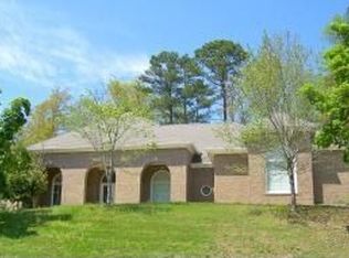 2569 Woodfern Cir, Birmingham, AL 35244