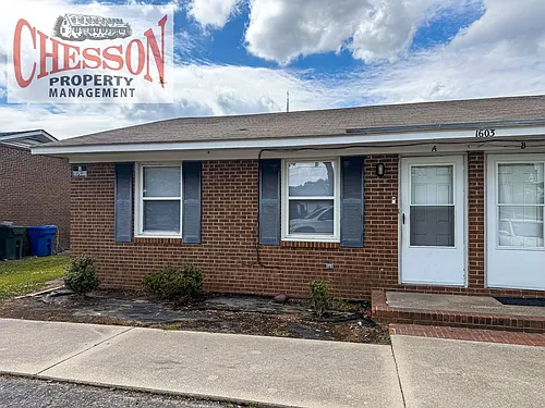 1603 Snowden Dr SE Photo 1