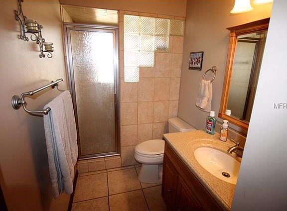 3rd image of 2468 Scottville Ave