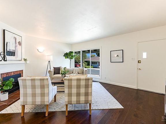 5th image of 36 Meadow Avenue