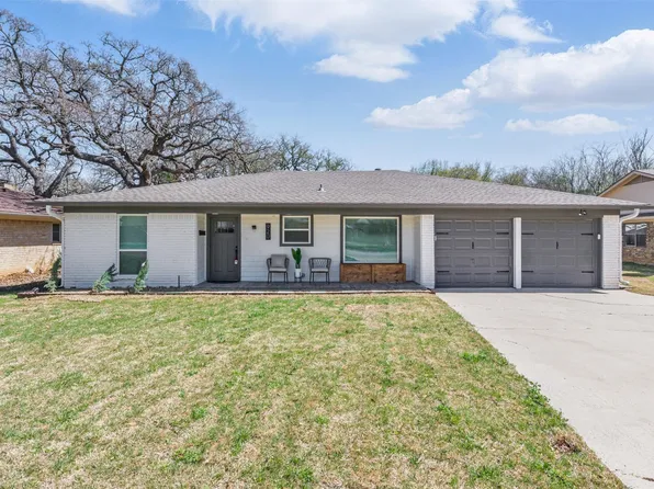 920 Meadowbrook Dr, Grapevine, TX 76051