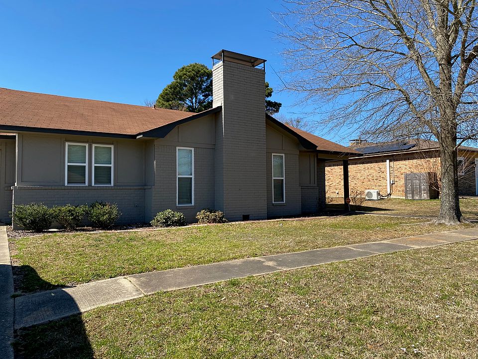 1st image of 4903 Sanderson Ln