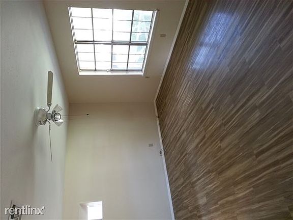20160517_151852 Living room