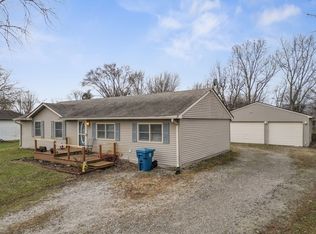 24 Village Rd, Bargersville, IN 46106
