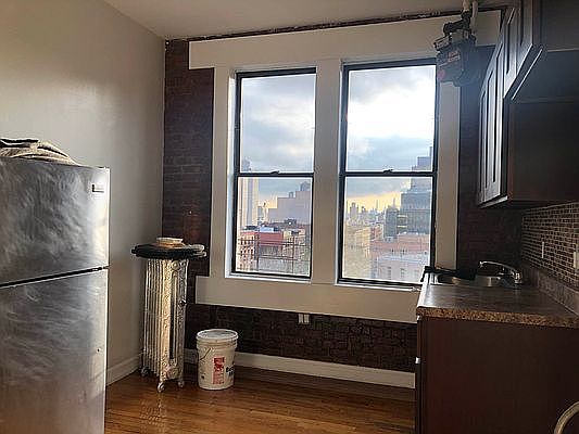 3rd image of 555 W 171st St #63A