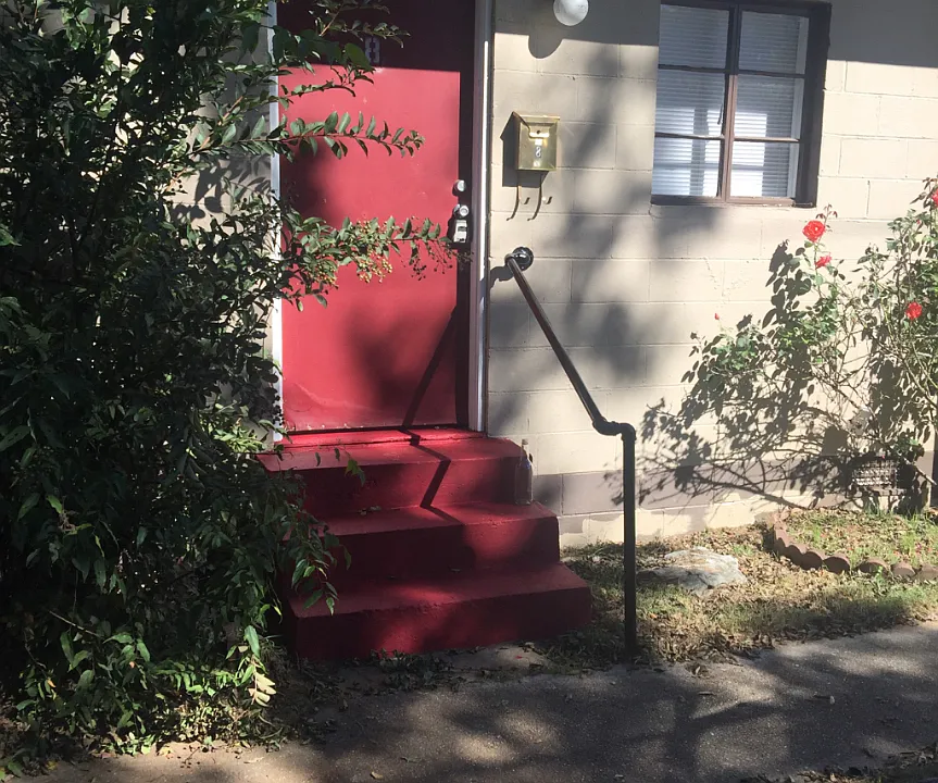 919 Minor St NE #2