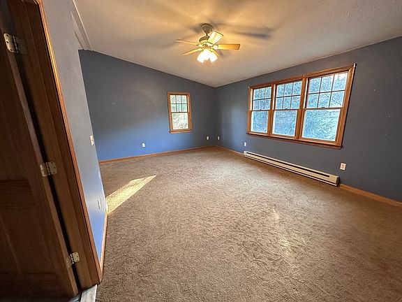 4th image of 16 Reed Farm Rd