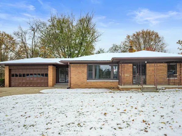 4550 Earlham Dr, Indianapolis, IN 46227