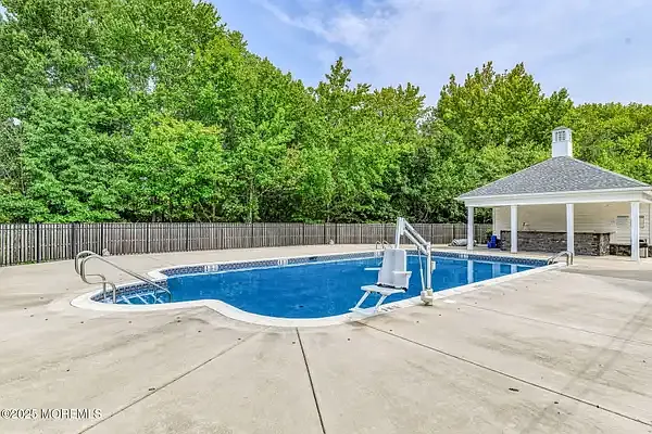1529 Paxton Ln — Photo 34