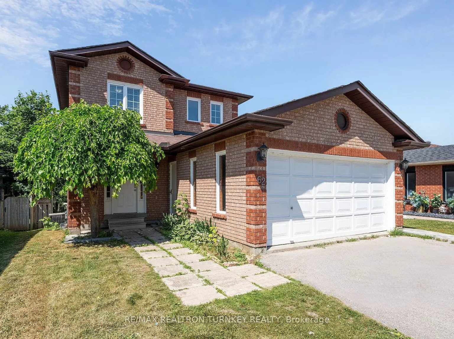 3 bed, $2,700 — Photo 1