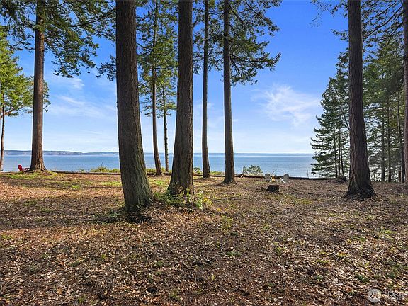 3rd image of 34262 Pilot Point Road NE