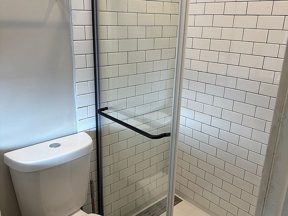 5th image of 4344 S Archer Ave #3