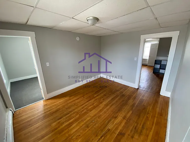 23 Horton St #7 — Photo 5