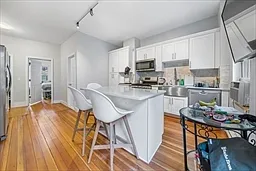3 bed, 1.0 bath, 1000 sqft, $2,900 — Photo 1