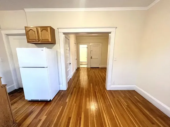 620 Main St APT 18, Malden, MA 02148