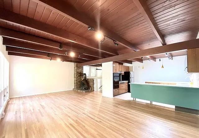 46 Madison Ave — Photo 10