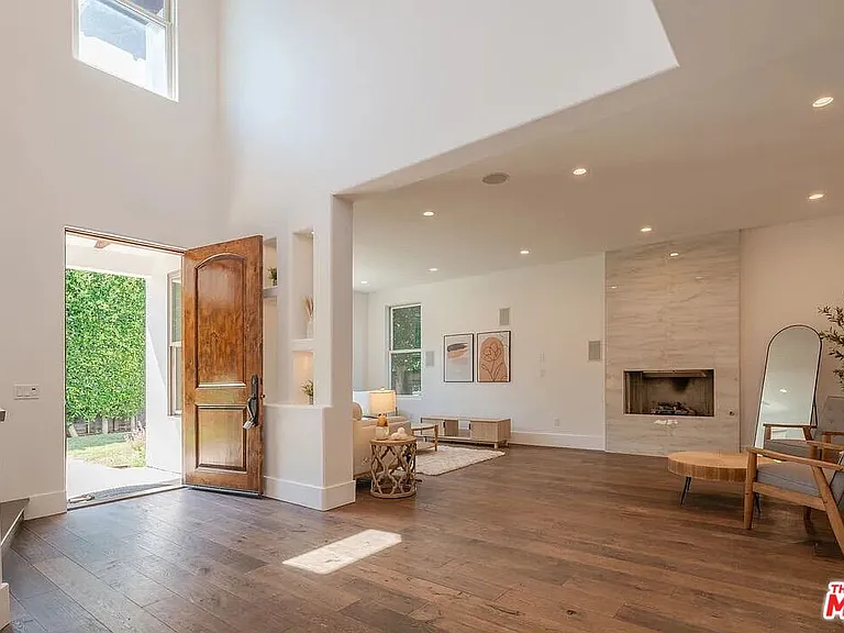 3496 Redwood Ave — Photo 25