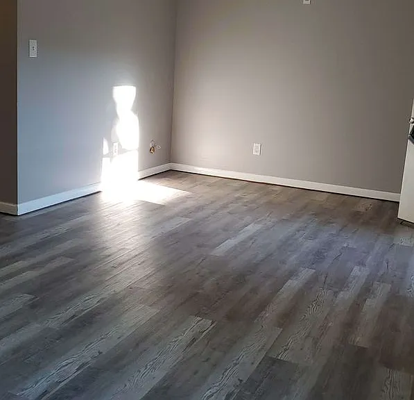 27 W Parkwood Dr — Photo 3