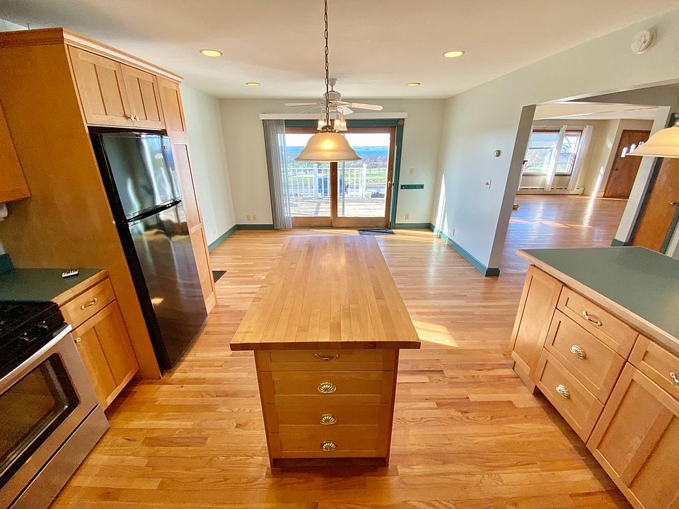 1st image of 251 Browns Ln #H1