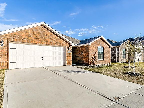 2nd image of 6024 Amber Cliff Ln