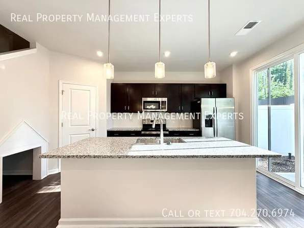 9300 Widden Way, Charlotte, NC 28269