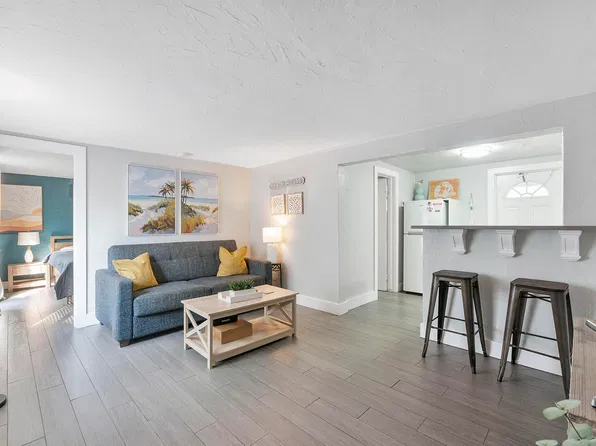 551 SW 13th Ave #3, Fort Lauderdale, FL 33312