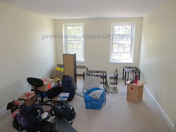 2nd image of 1 Lanark Rd #143