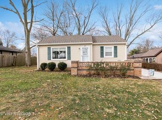 617 S Cedar Rd, New Lenox, IL 60451