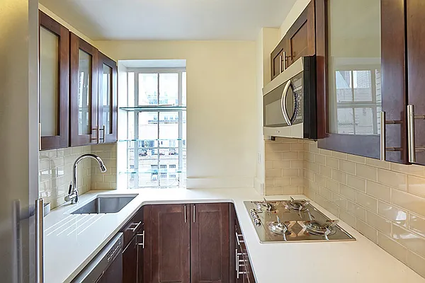 Rented by Brown Harris Stevens | media 13