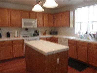 4th image of 826 Robert L Smith Dr